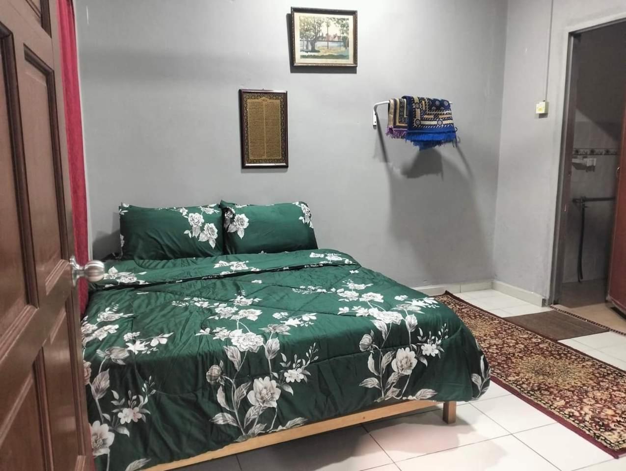 Teratak Port Dickson Homestay Exterior photo